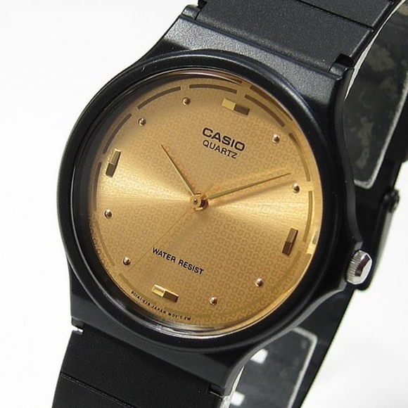 New Casio Gold Marker Classic Watch Resin Band - Picture 2 of 3